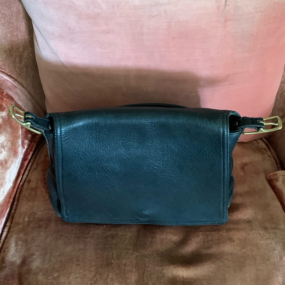 Coach leather shoulder bag missing strap